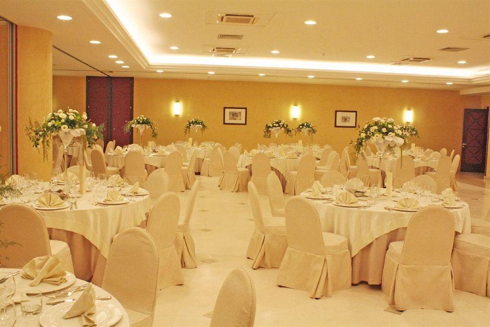 Grand Hotel بييسْتوم المظهر الخارجي الصورة