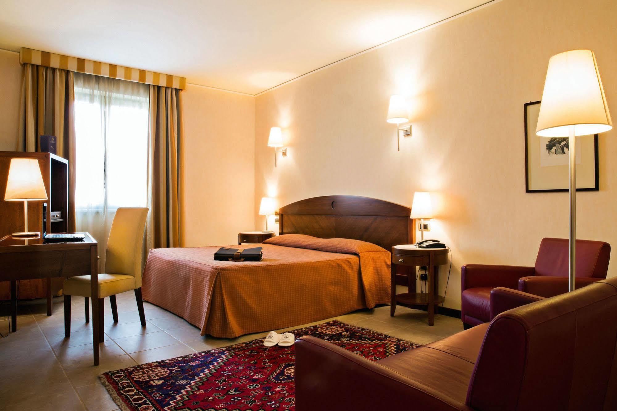 Grand Hotel بييسْتوم المظهر الخارجي الصورة